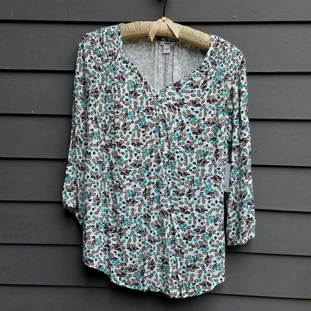 NWT Sonoma Black White Blue Floal Peasant Top size Medium